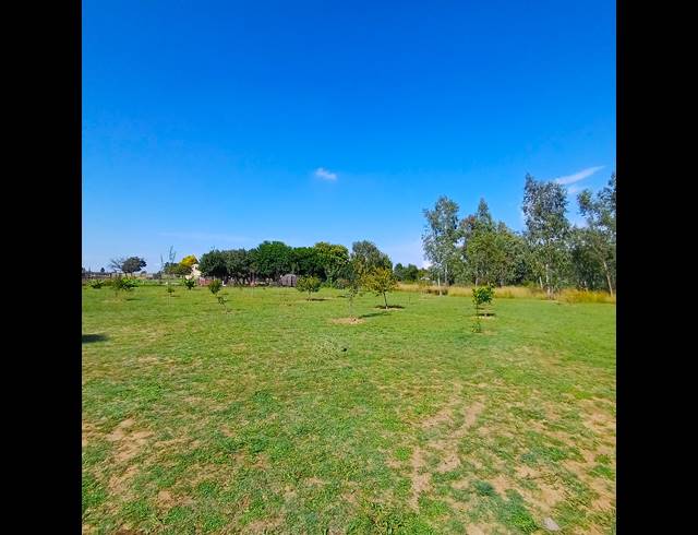 2.10HA SMALLHOLDING FOR SALE IN NELSONIA